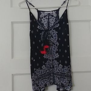 🌺Detail halter top